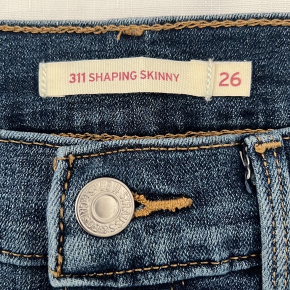 Levi’s~Shaping Skinny / 311 - Picture 3 of 7